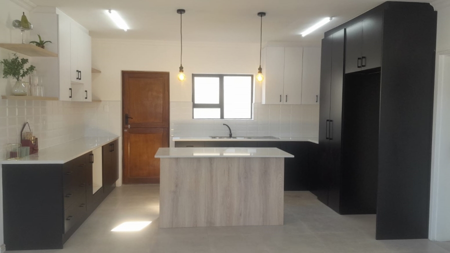 3 Bedroom Property for Sale in Croydon Western Cape